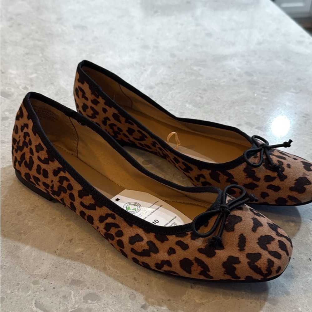 Time and Tru Brown Leopard Flats